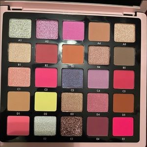 ABH Norvina Pro Vol. 4 Eye Paletfe